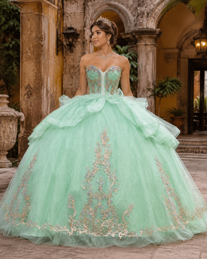 Vestido de Quinceañera Verde Menta con Bordado Champagne y Falda de Capas ID600492-XV084