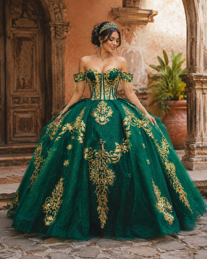 Vestido de Quinceañera Verde Esmeralda con Bordado Dorado ID600492-XV006