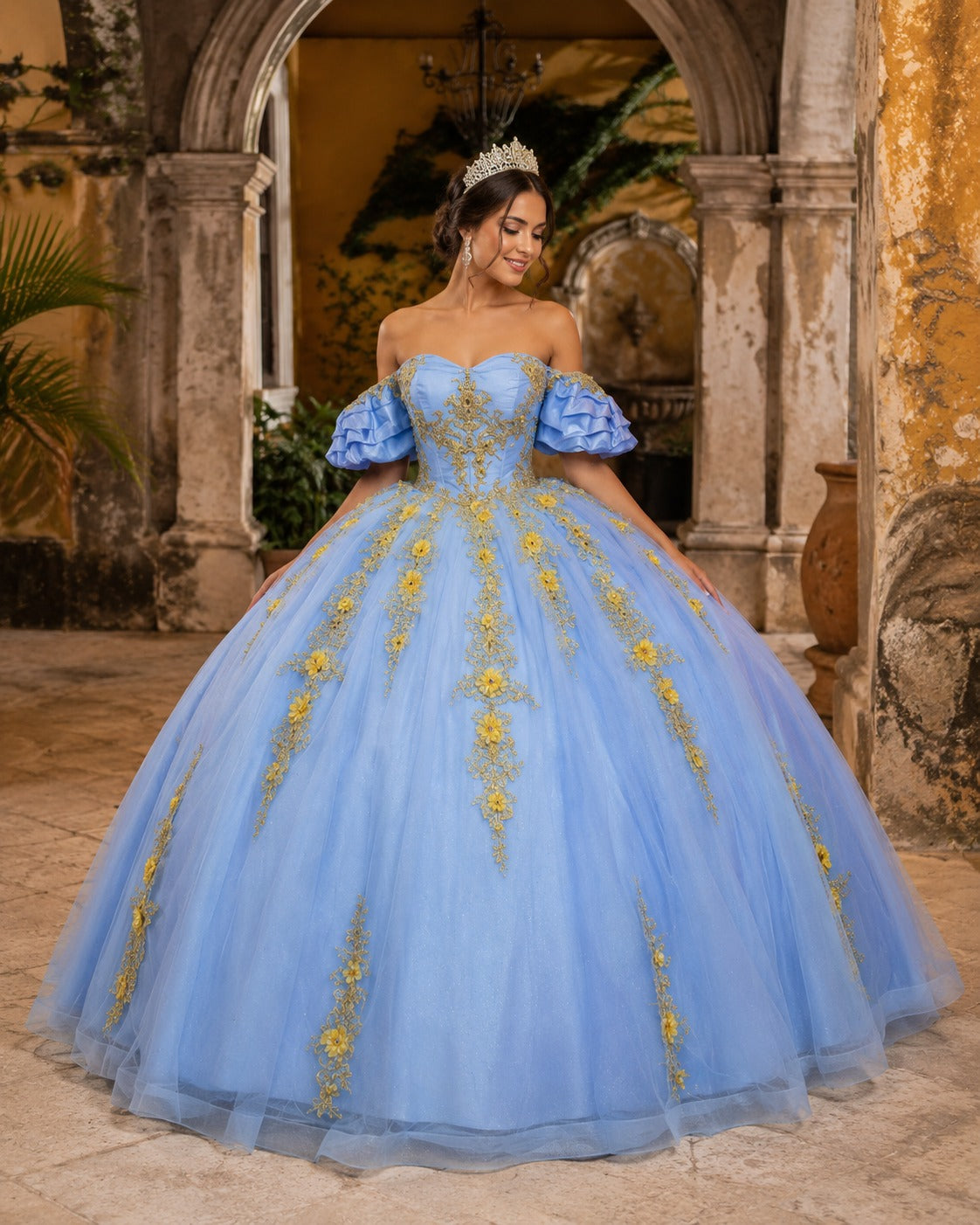 Vestido de Quinceañera Azul Cielo con Bordado Dorado Floral ID 600492-XV014