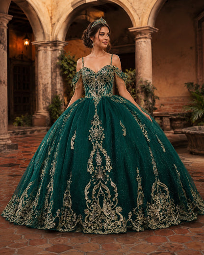 Vestido de Quinceañera Verde Esmeralda con Bordado Dorado y Hombros Descubiertos ID600492-XV055
