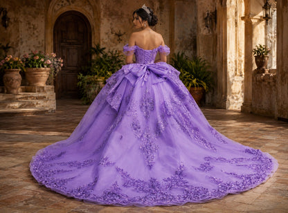Vestido de Quinceañera Lila con Detalles Brillantes ID 600492-XV007