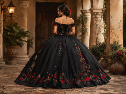 Vestido de Quinceañera Negro con Bordado Floral Rojo ID 600492-XV023