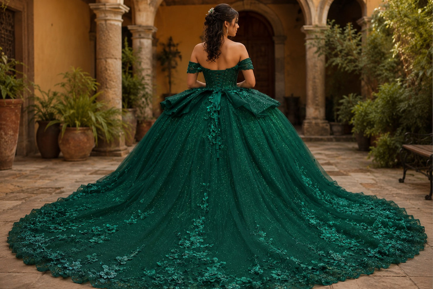 Vestido de Quinceañera Verde Esmeralda con Aplicaciones Florales ID: 600492-XVO31