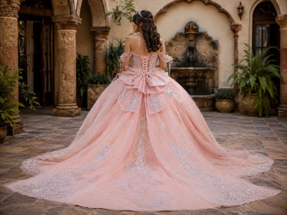 Vestido de Quinceañera Rosa Peach con Bordado Plateado y Hombros Descubiertos ID600492-XV056