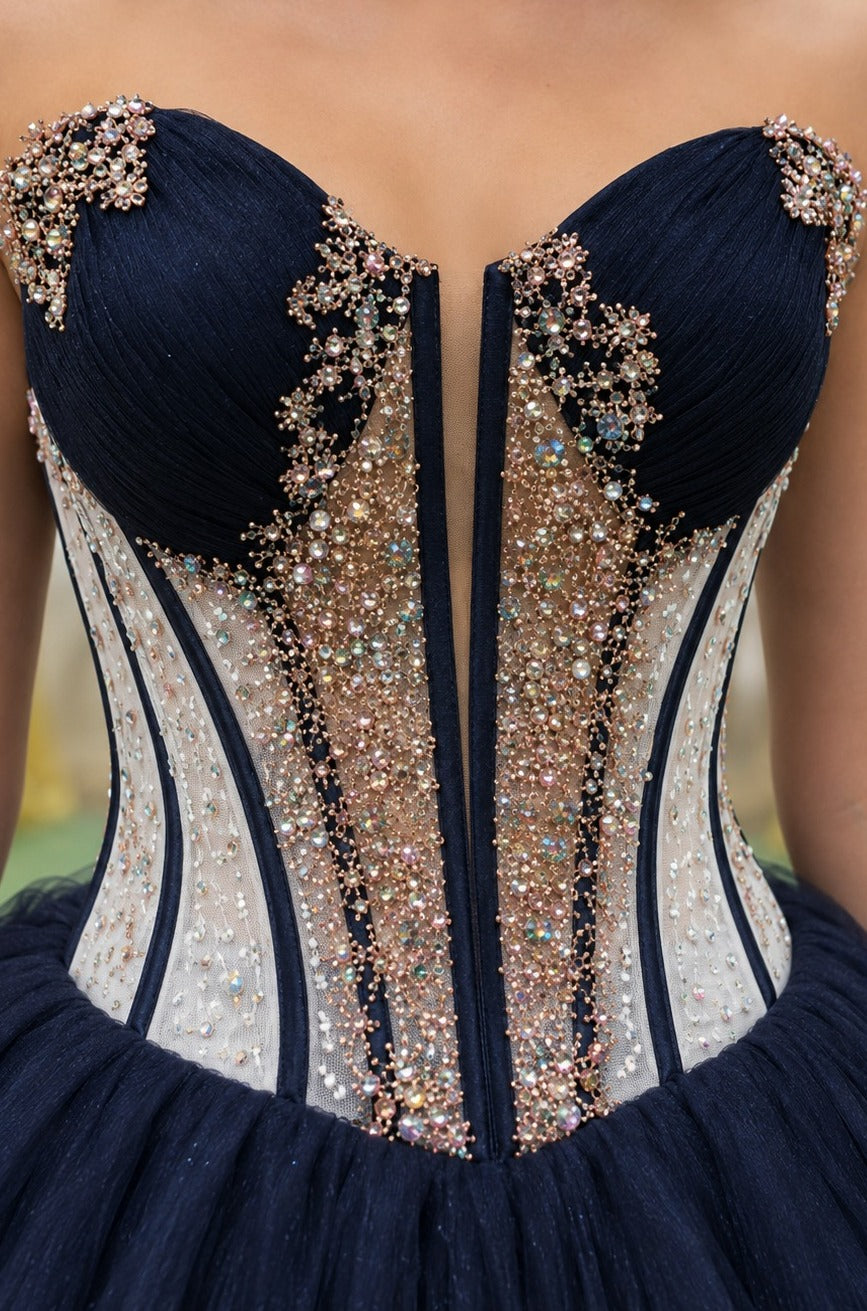 Vestido de Quinceañera Negro con Bordado Dorado y Detalles Colgantes ID600492-XV078