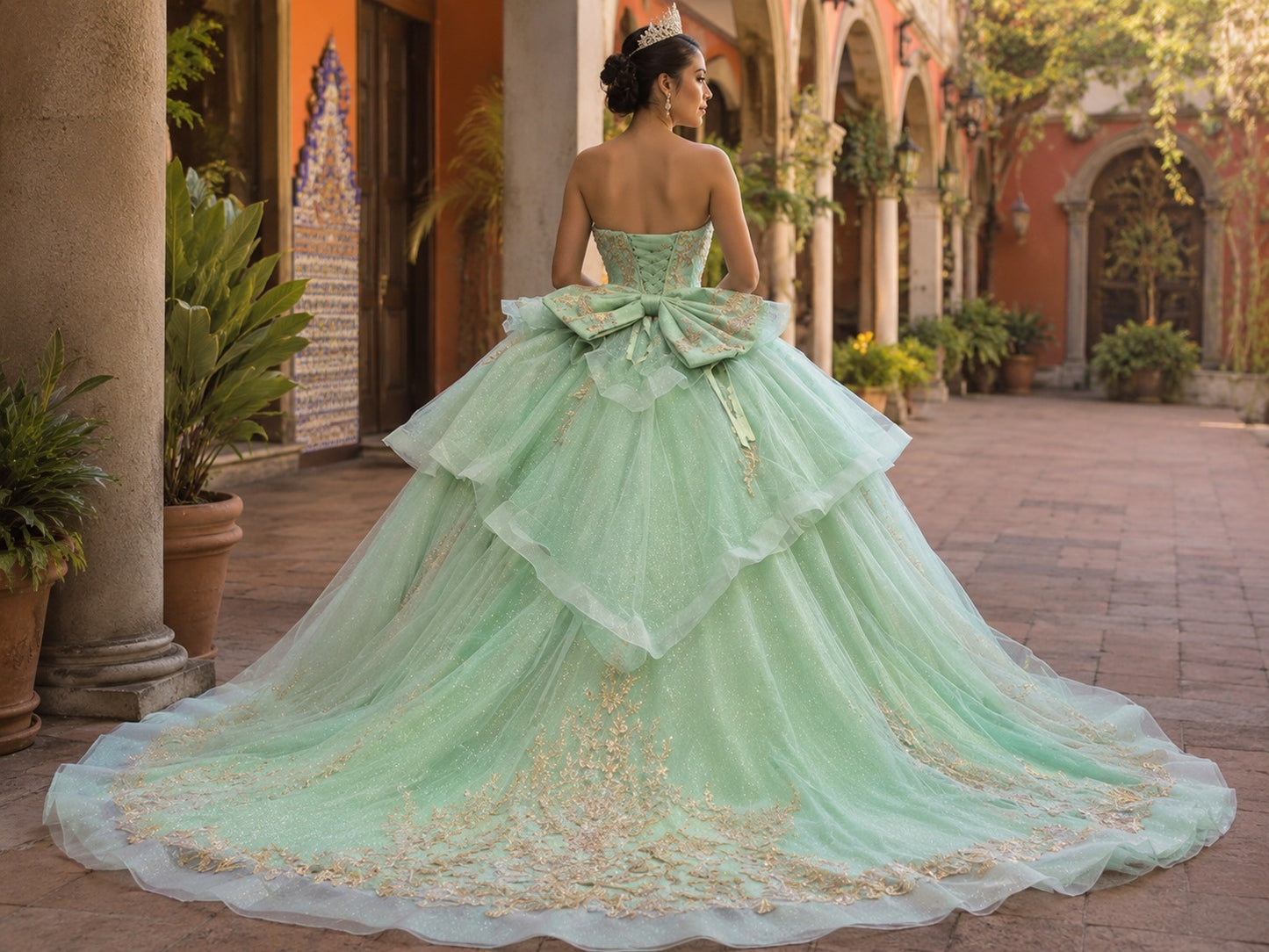 Vestido de Quinceañera Verde Menta con Bordado Champagne y Falda de Capas ID600492-XV084